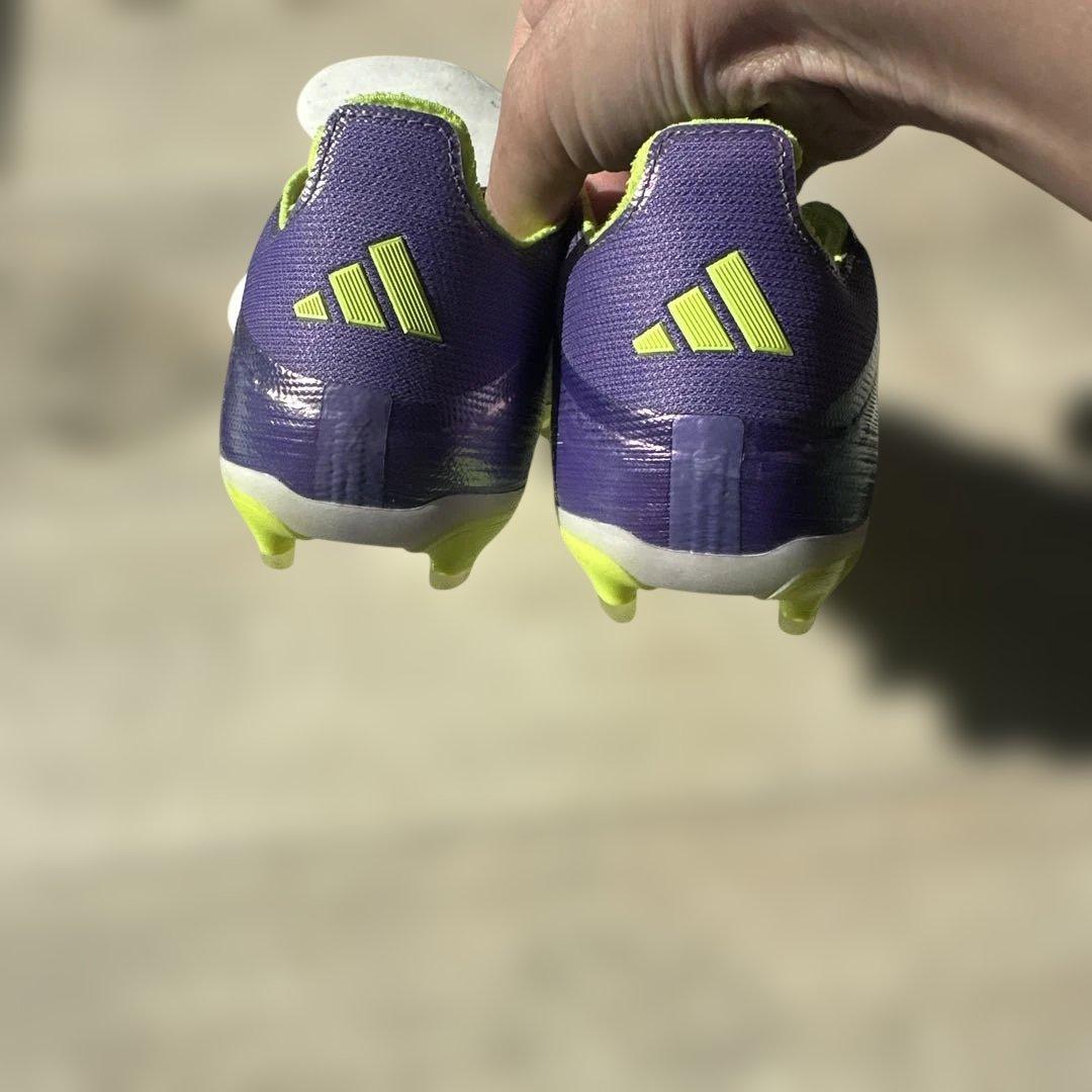 F50 サッカーシューズ 紫/緑