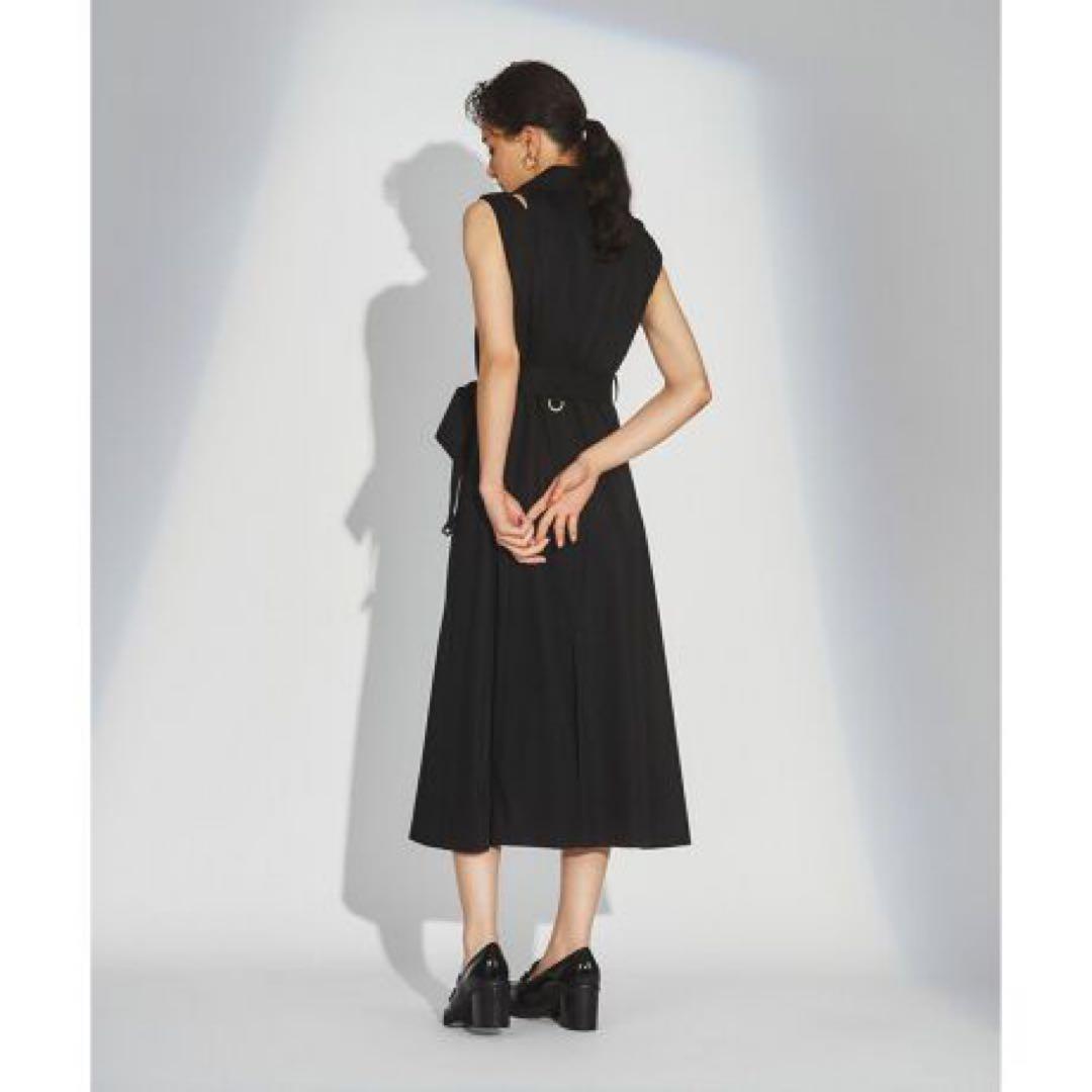 カットアウトトレンチノースリーブワンピース 36 2023AW