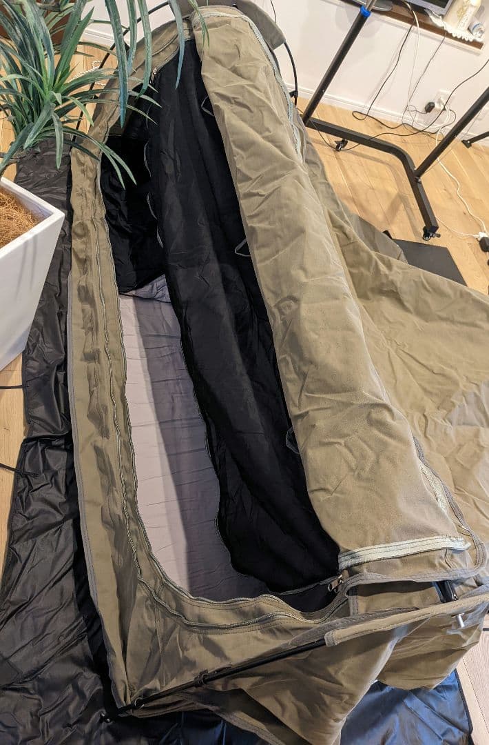  – Wingman Of The Road バイク用キャンプテント