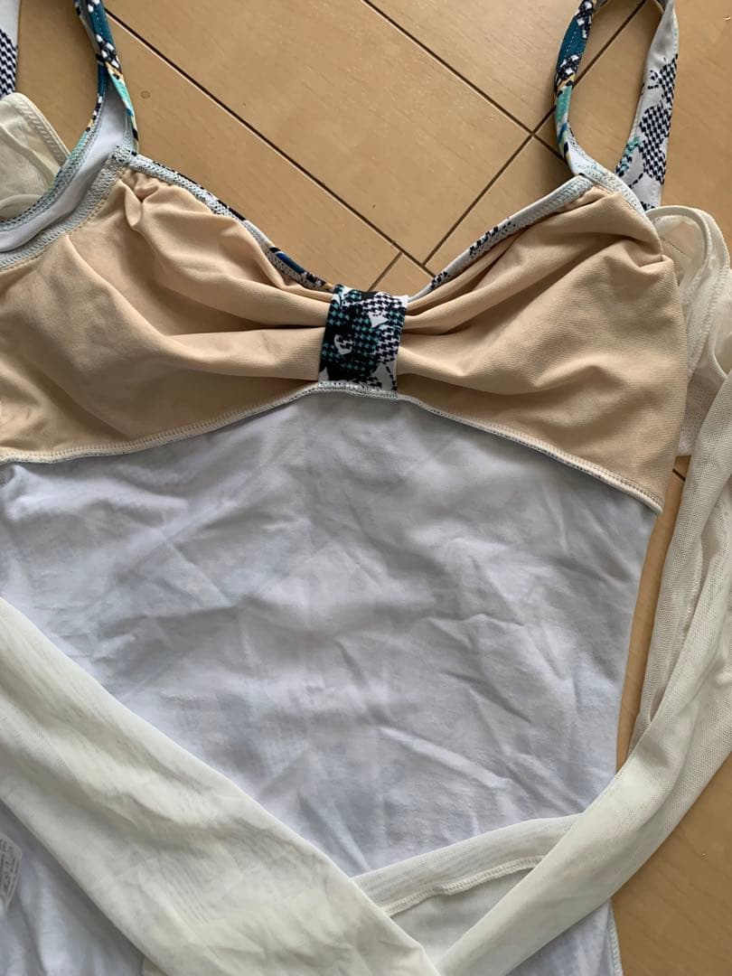 stina バレエ用レオタード 長袖 花柄