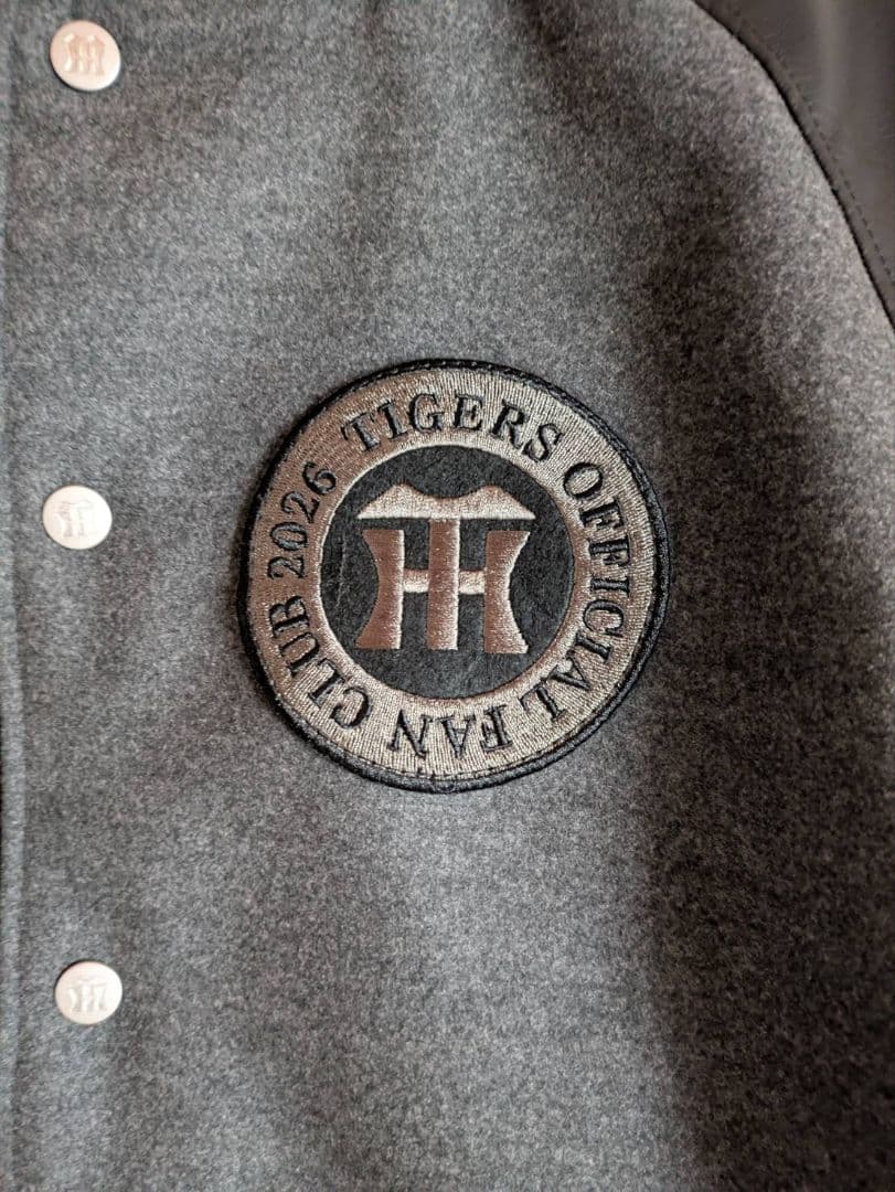 タイガースダイヤモンドプラス会員 スタジアムジャンパーLサイズ