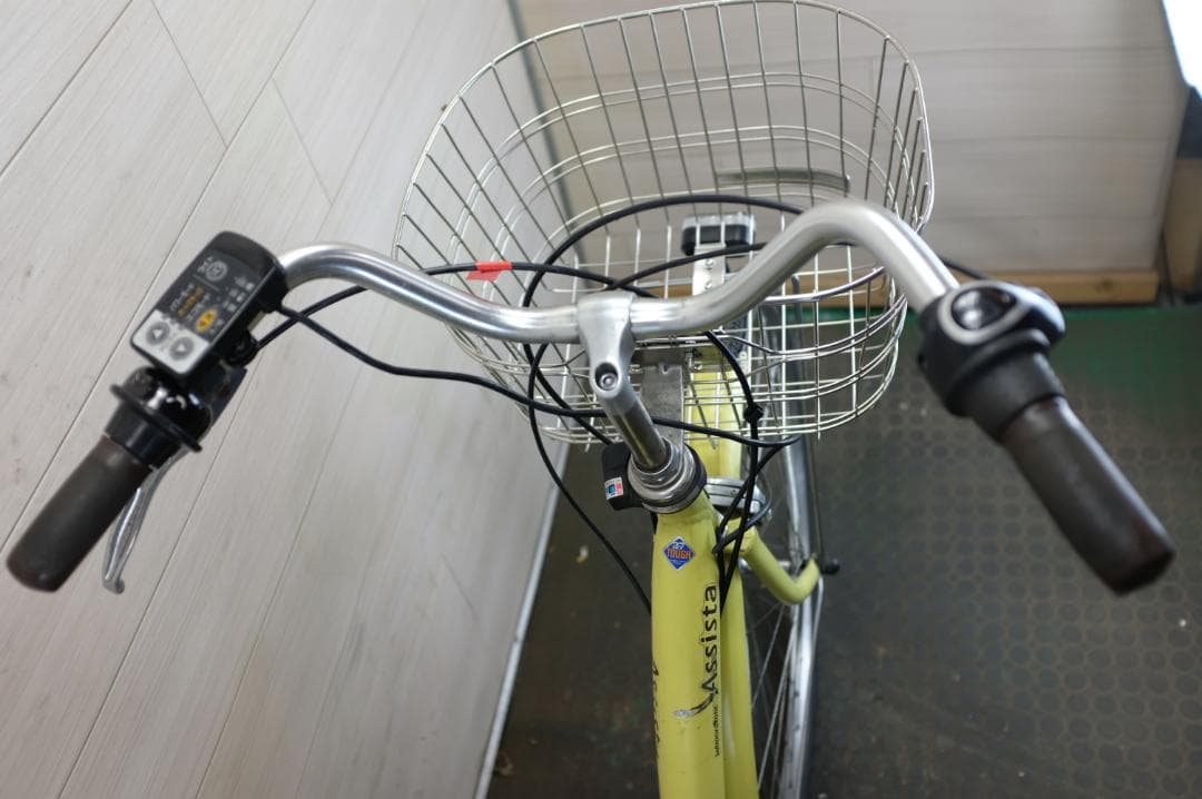 azuma )ＢＳ製　26インチ　3段　13.2Ah（5点灯）充電器あり