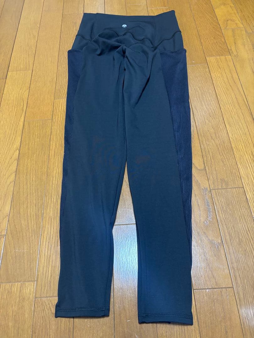 sukala ヨガウェア レギンス Mサイズ ブラック 紫2点セット