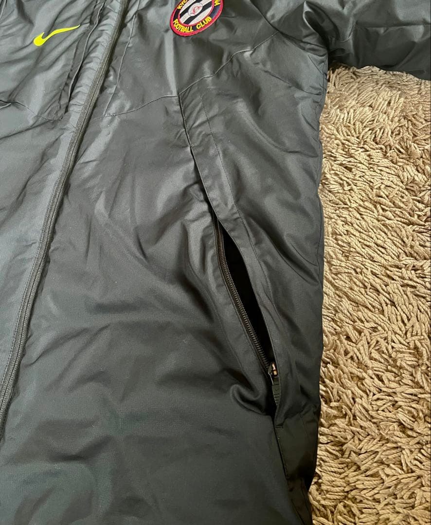NIKE ナイキ　ブラック ベンチコート　サイズL