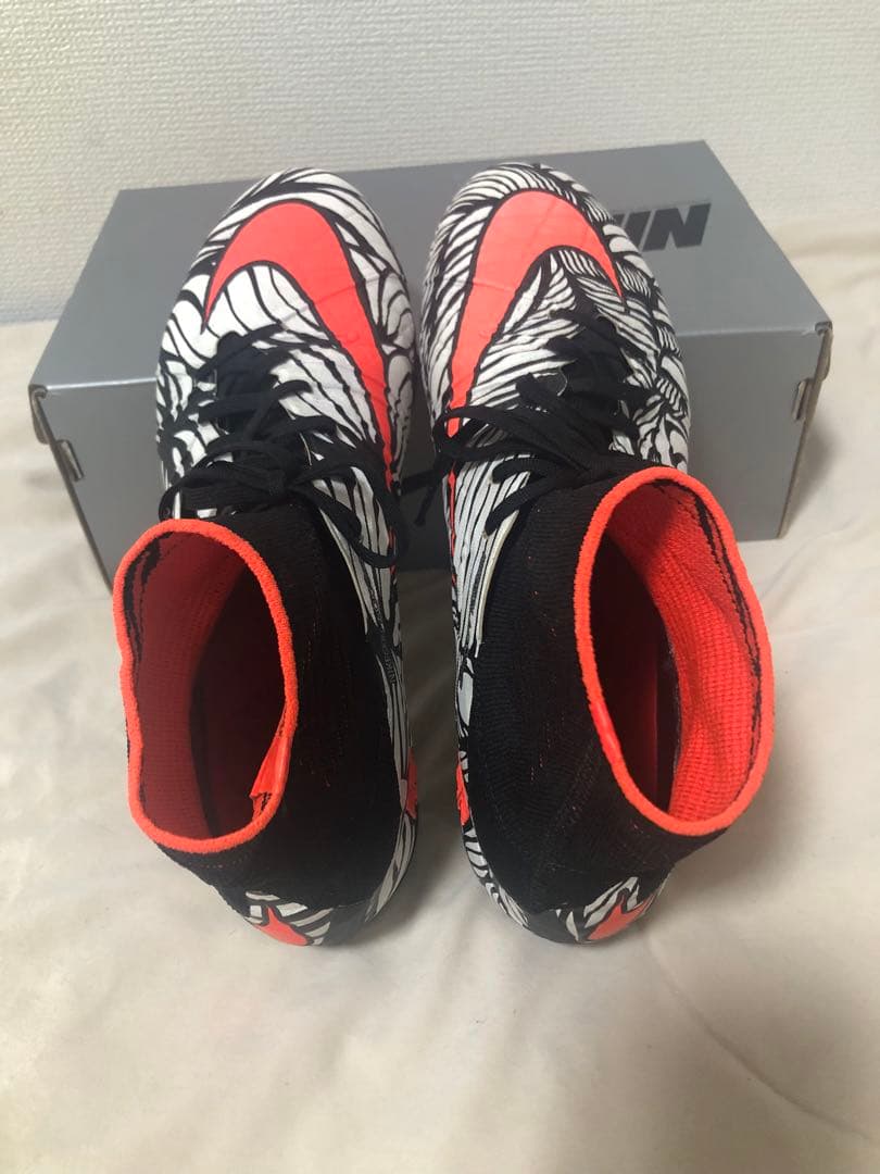NIKE HYPERVENOM PHANTOM Ⅱ NJR FG
