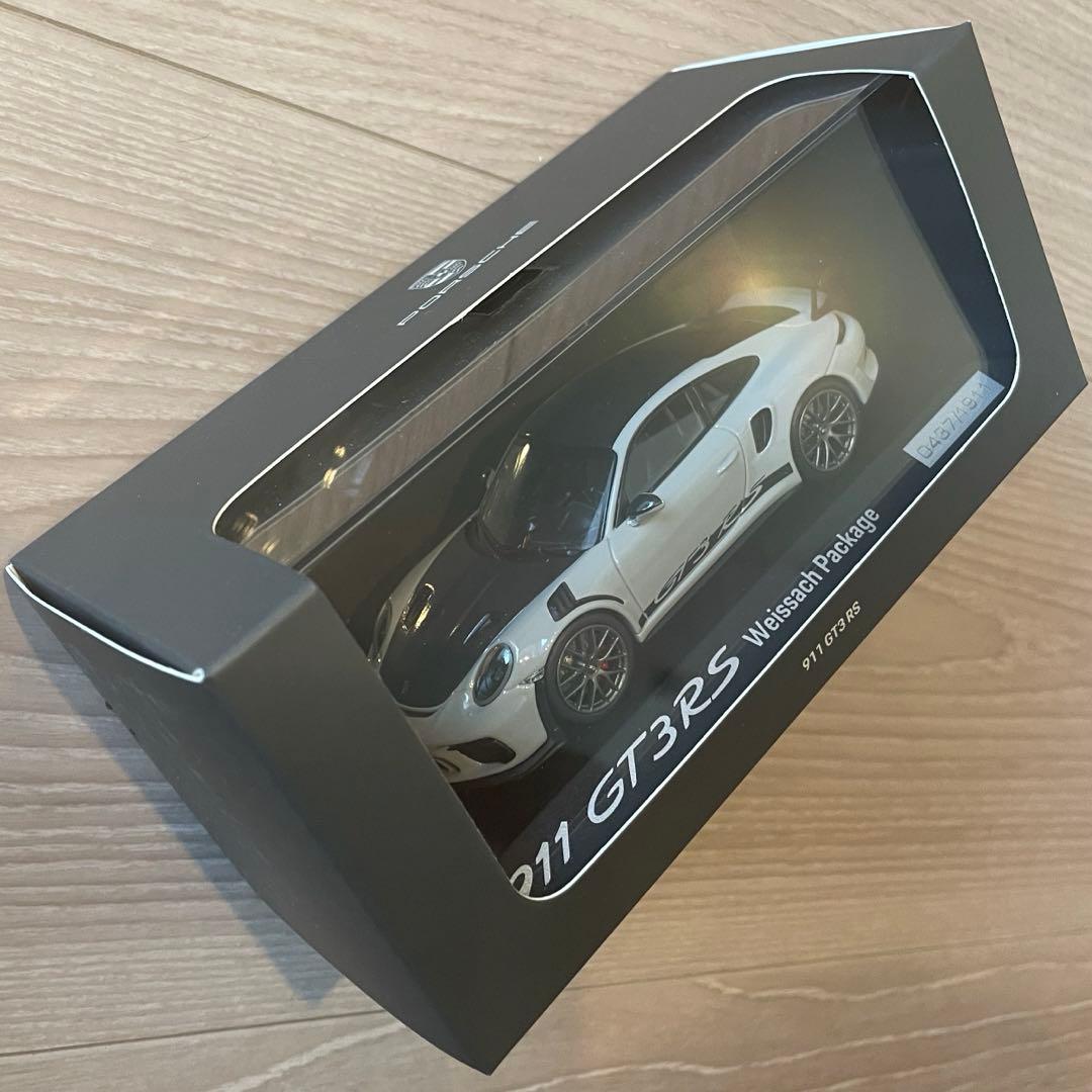 S*Z様 限定！！希少 Porsche 模型 911GT3RS オートアート