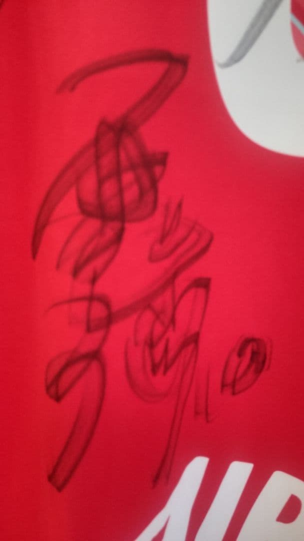 エアリービーズ 38番レプリカユニフォーム(8名サイン入り)