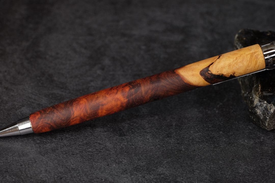 PG5木軸カスタム0243　高村杢工房 製図用シャープペンシル　花梨瘤紅白