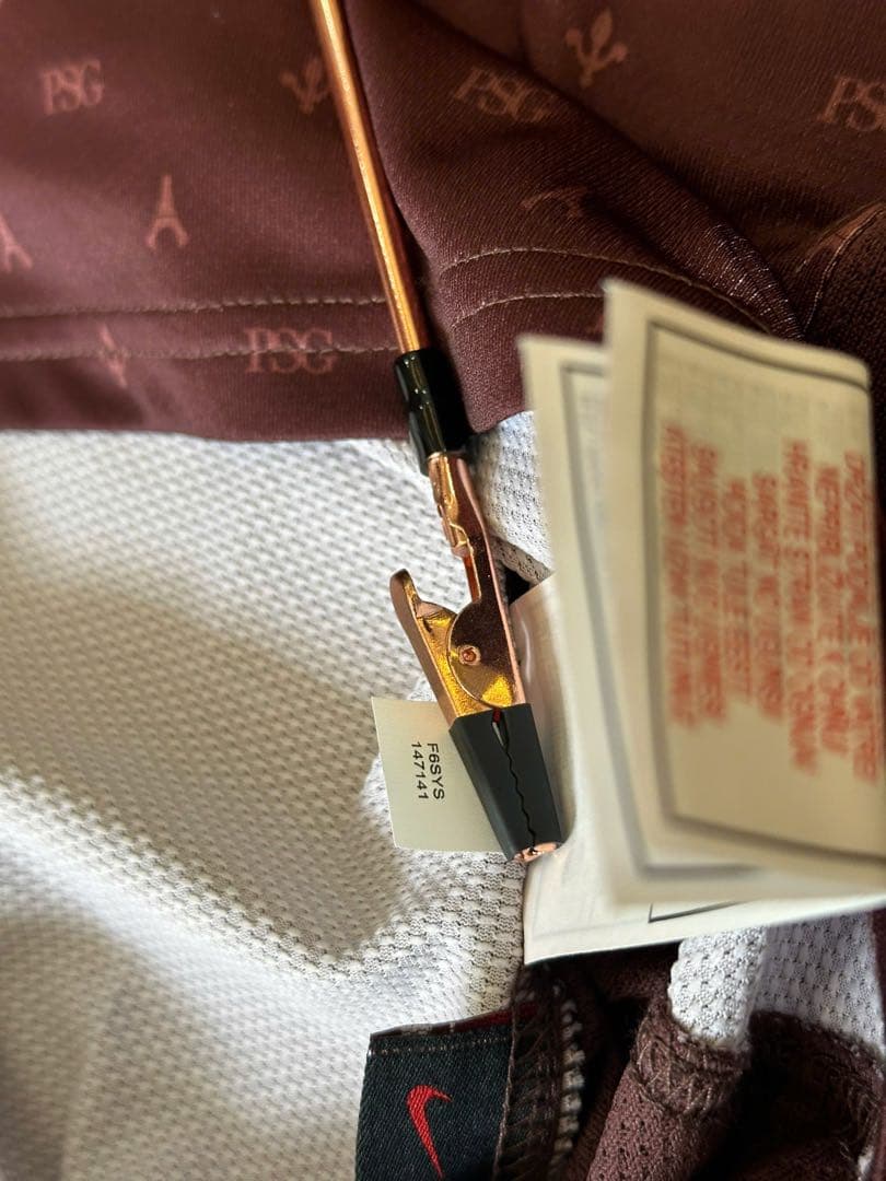 Nike バーガンディ サッカーシャツ