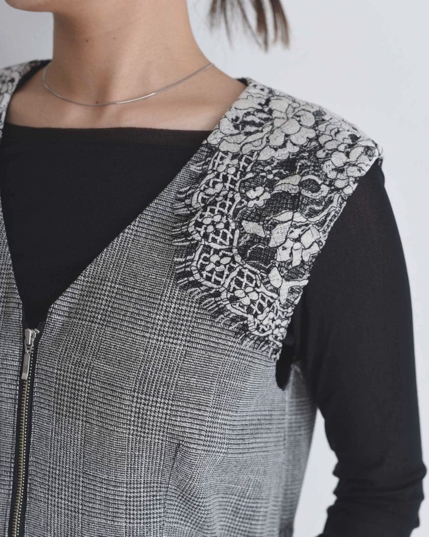 【土曜まで値下げ】Eimee Law レーストリムボクシィラインZIPワンピース