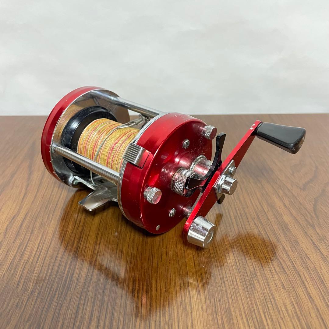 ABU Ambassadeur 7000 赤