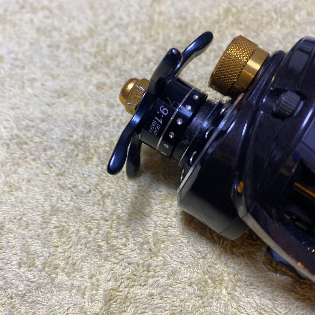 アブガルシア Revo LTX 右ハンドル　　ハンドル無し中古品　最終値引き