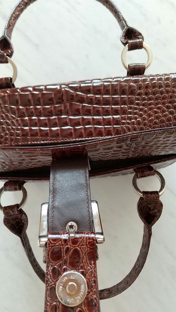 MONTOWA クロコ型押エナメルバッグ【未使用】送料込