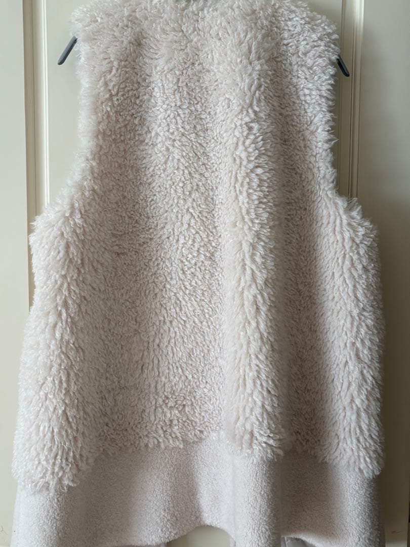 23区　44 ECOPEL カーリーファーコンビ ジレ