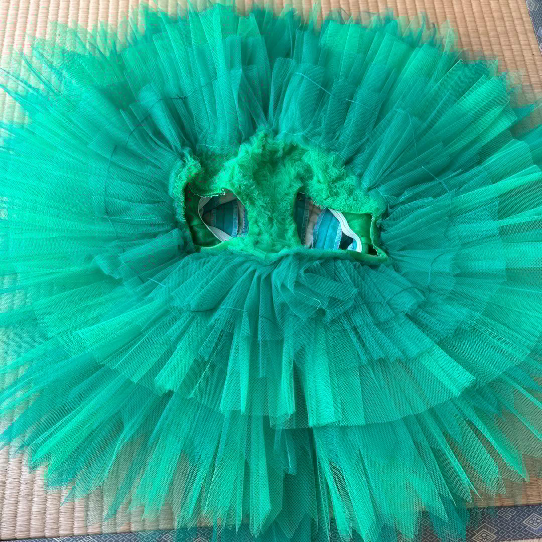 キッズ　チュチュ　緑（袖付き）