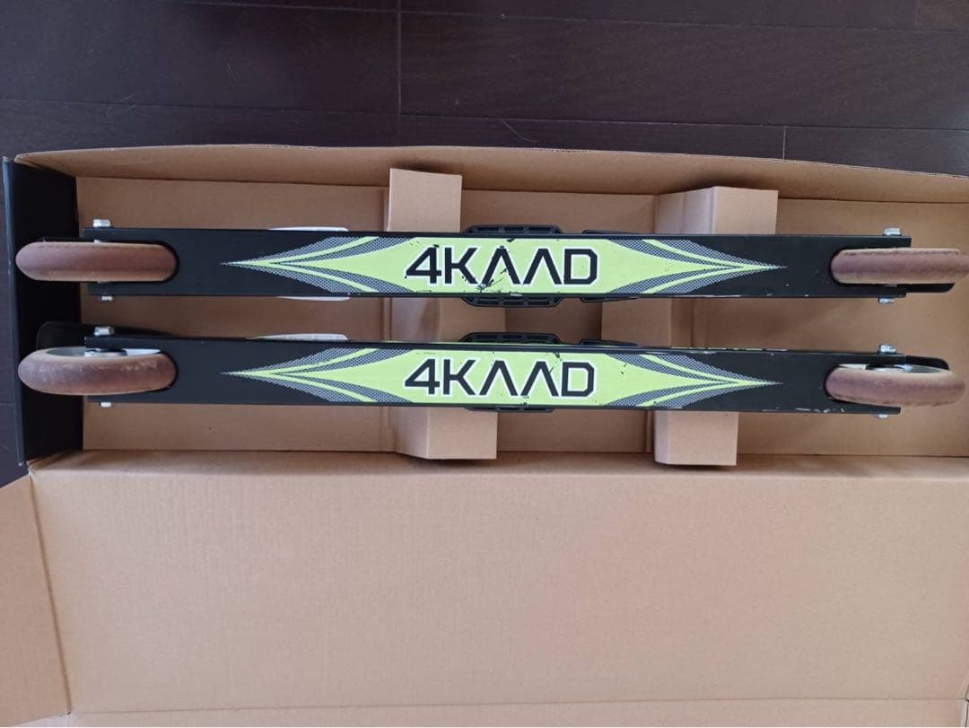 SKATE 9 ローラースキー　4KAAD スケーティング用ローラースキー