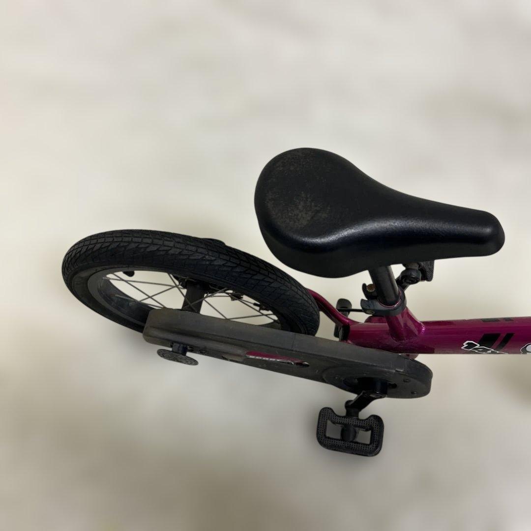 美品　ストライダー STRIDER 14x ペダルキット付属 ピンク　スタンド付