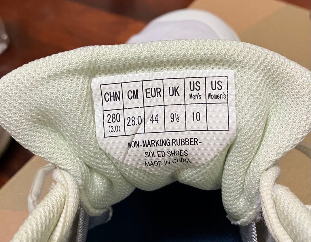 ヨネックス　パワークッションエアラスZ ワイド