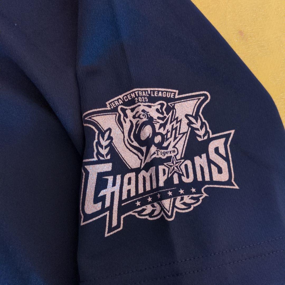 阪神タイガース　近本選手　優勝記念シークレット選手顔2025優勝Ver.