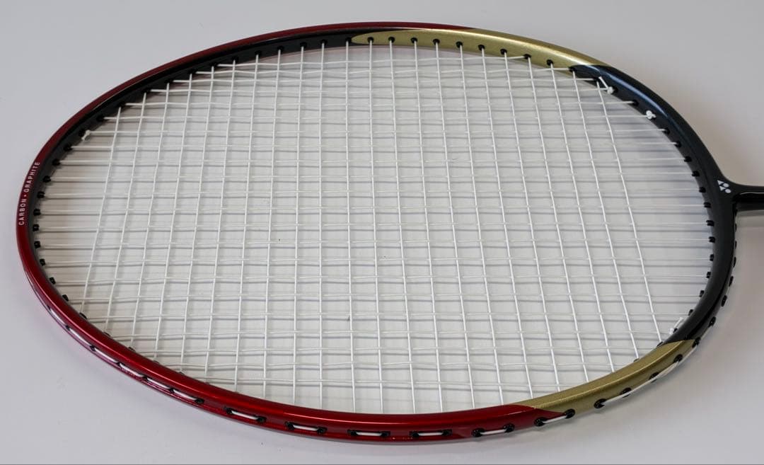 美品 YONEX バドミントンラケット Carbonex GR 50