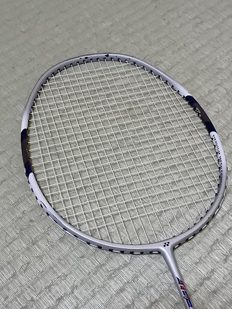 YONEX　バドミントンラケット　Ti7 TITANIUM MESH LONG