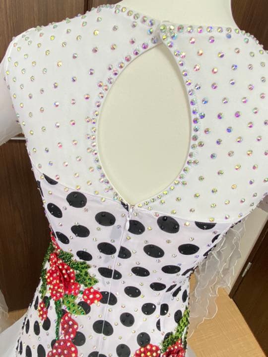 社交ダンス　モダンドレス　白　ドット　赤い薔薇