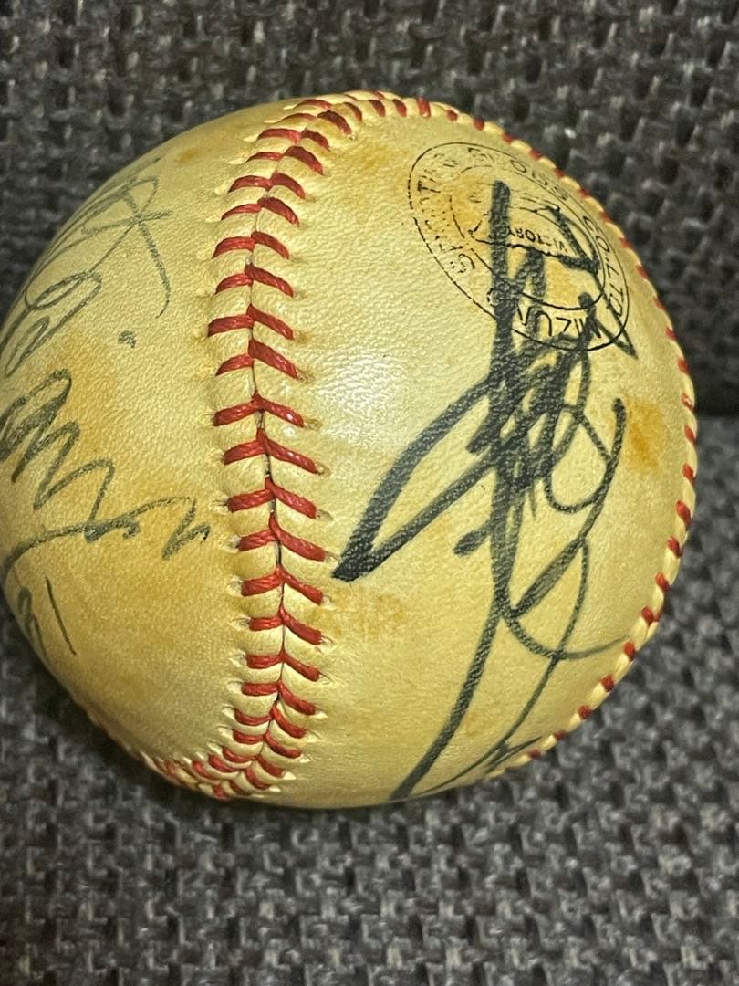 1970年代広島カープ寄書きサインボール◆水谷実雄・佐野嘉幸・深沢修一・高月敏文