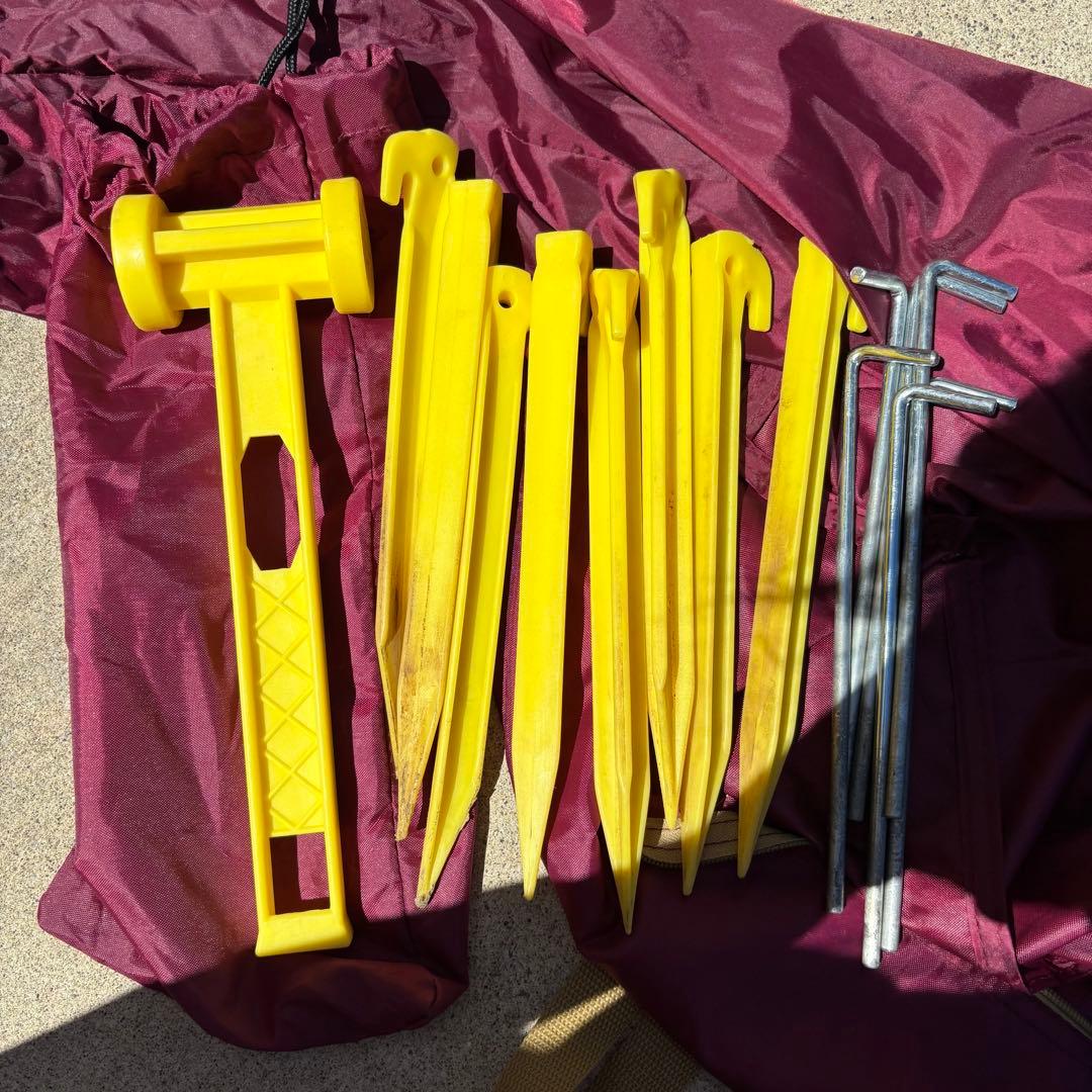 Coleman ドームスクリーンタープ 380 バーガンディ