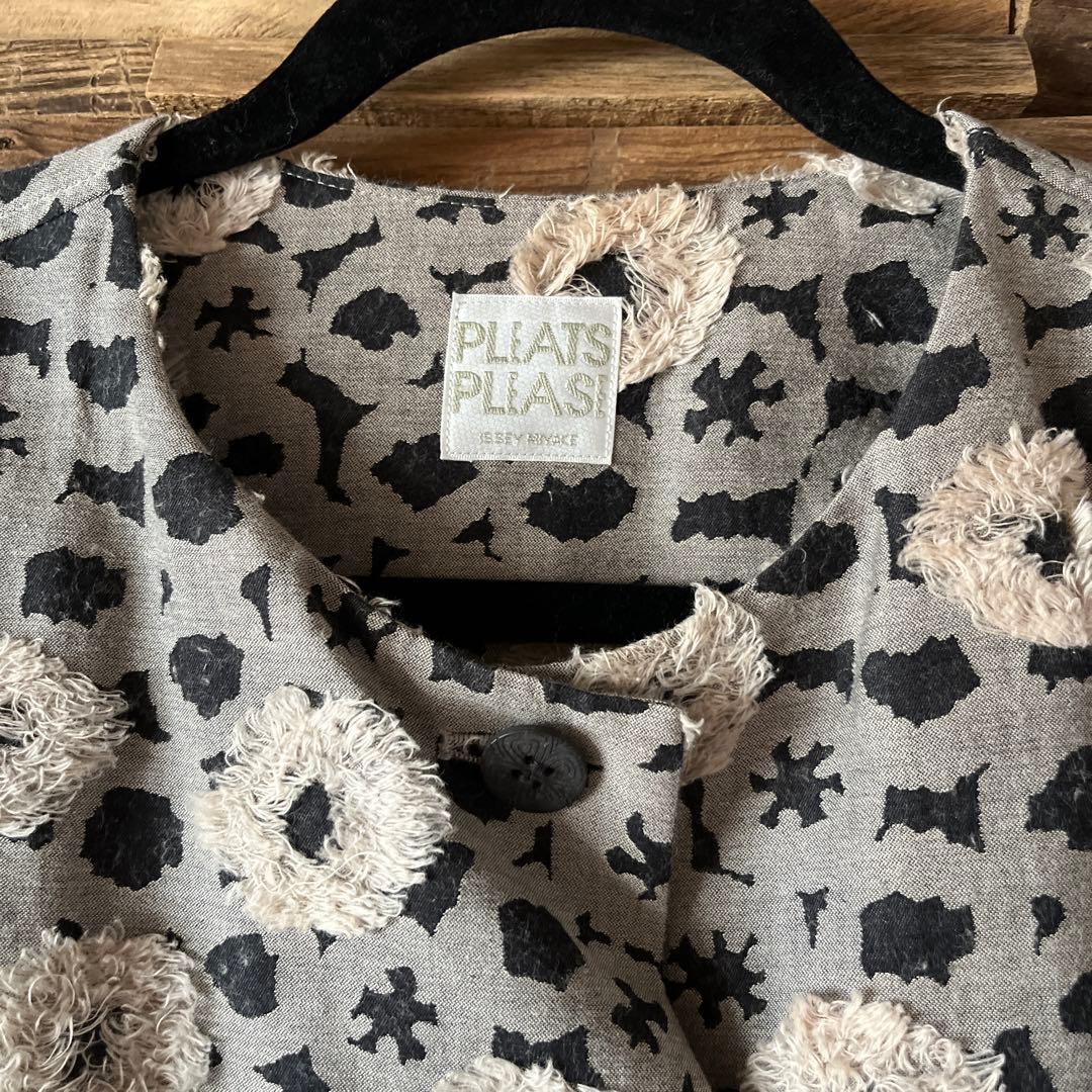 Jounghee Furuta プリーツプリーズ　ISSEI MIYAKE