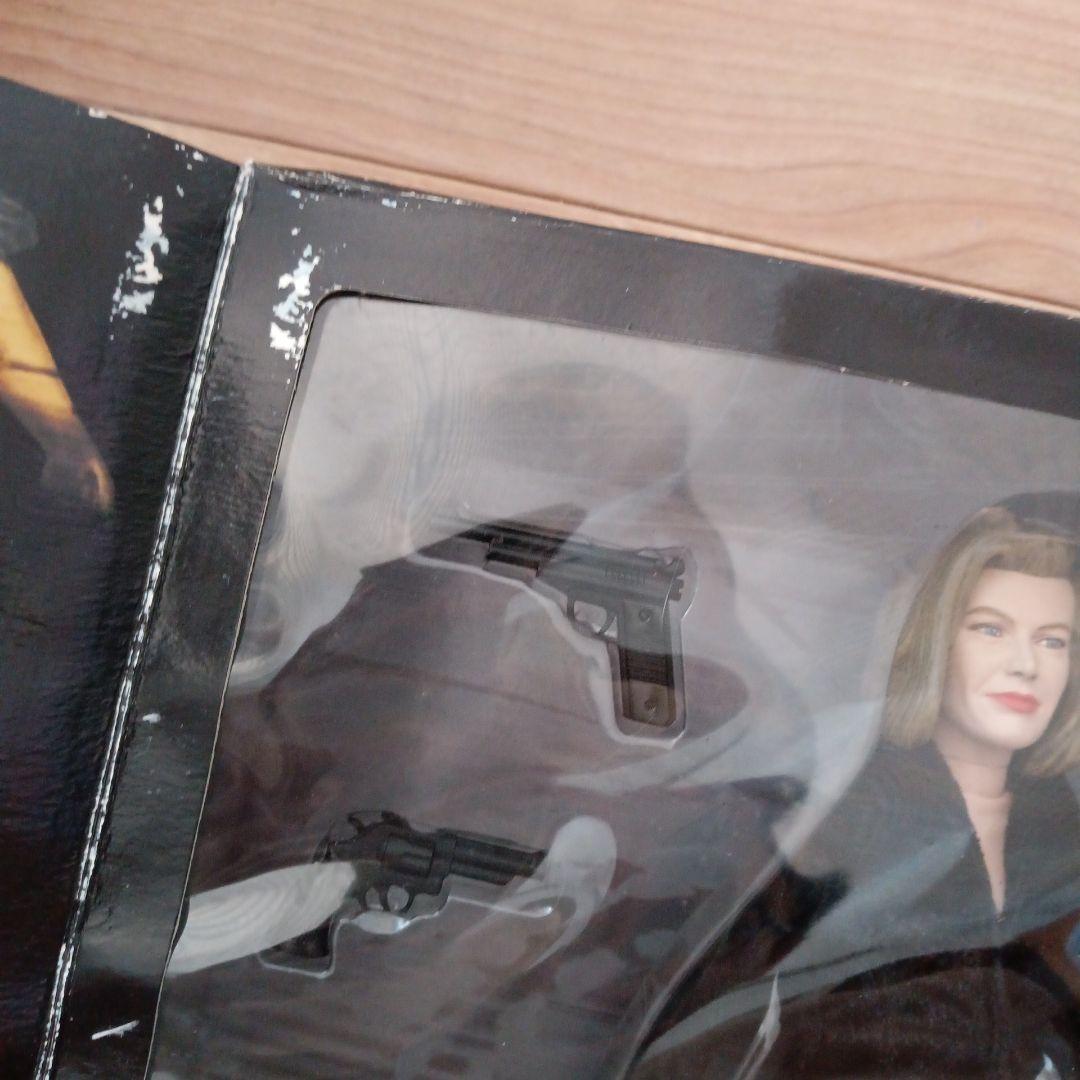 007 ゴールドフィンガー　プッシー・ガロア 　ブラックマン　 SIDESHOW