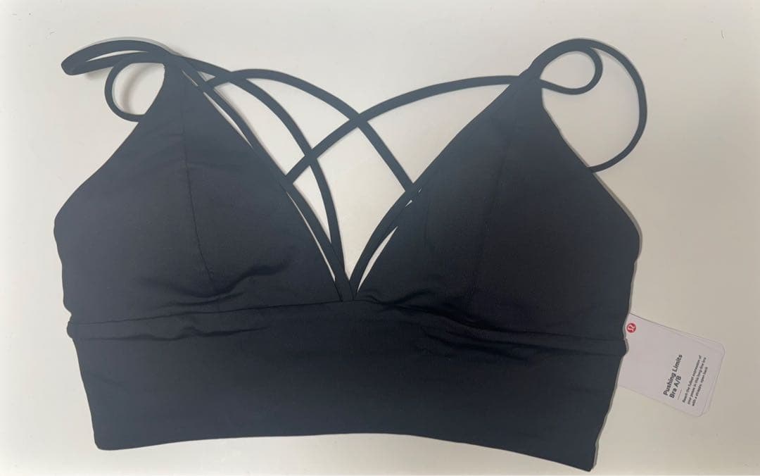 【新品未使用タグ付き】ルルレモンPushing Limits Bra ブラック