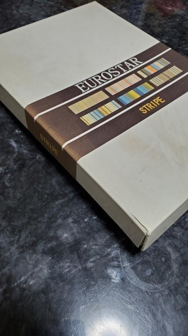 柄見本CD４枚セット　ストライプ　チェック　ジオメトリック　テキスタイル生地見本