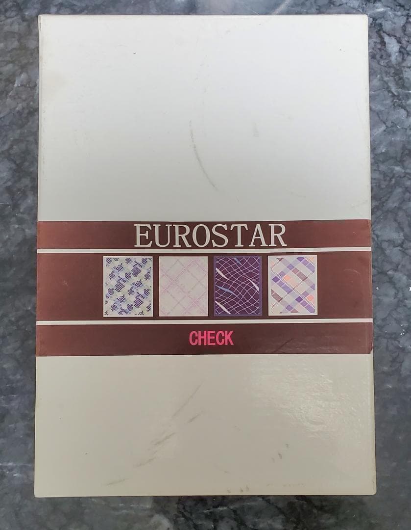 柄見本CD４枚セット　ストライプ　チェック　ジオメトリック　テキスタイル生地見本