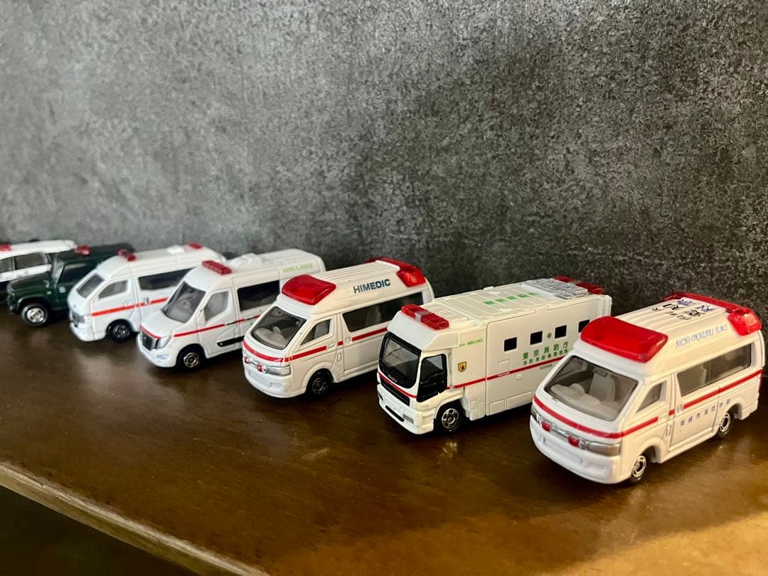 n*w様 トミカ 180台　まとめ売り　希少品あり