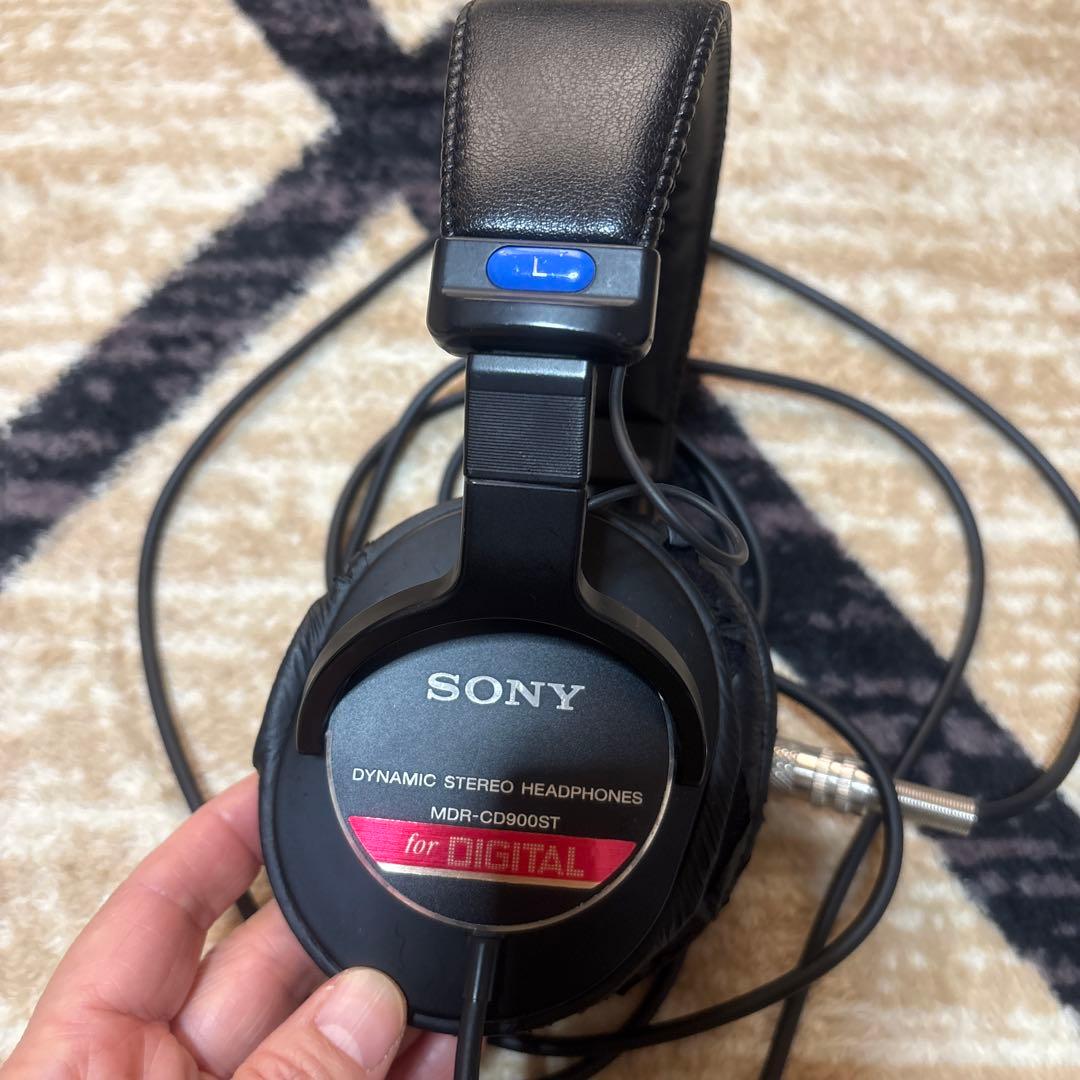 ヘッドホン Sony MDR-CD900 ST