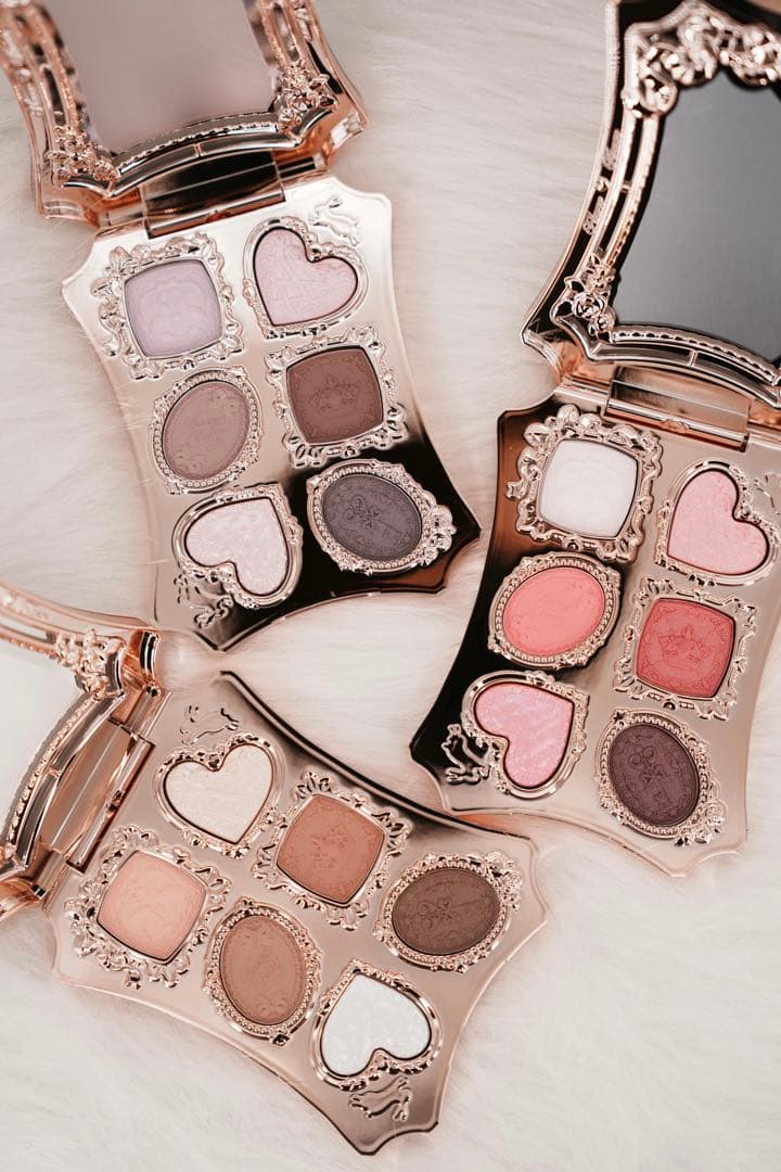 フラワーノーズ　バニーガーデンテイルズ　ロココシフォン アイパレット　全3点