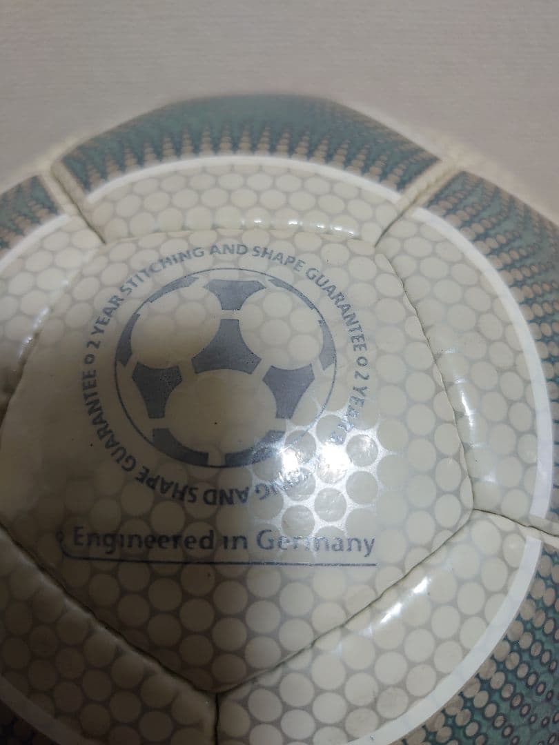 EURO2000 terrester 5号球 2000年の欧州選手権の公式試合球