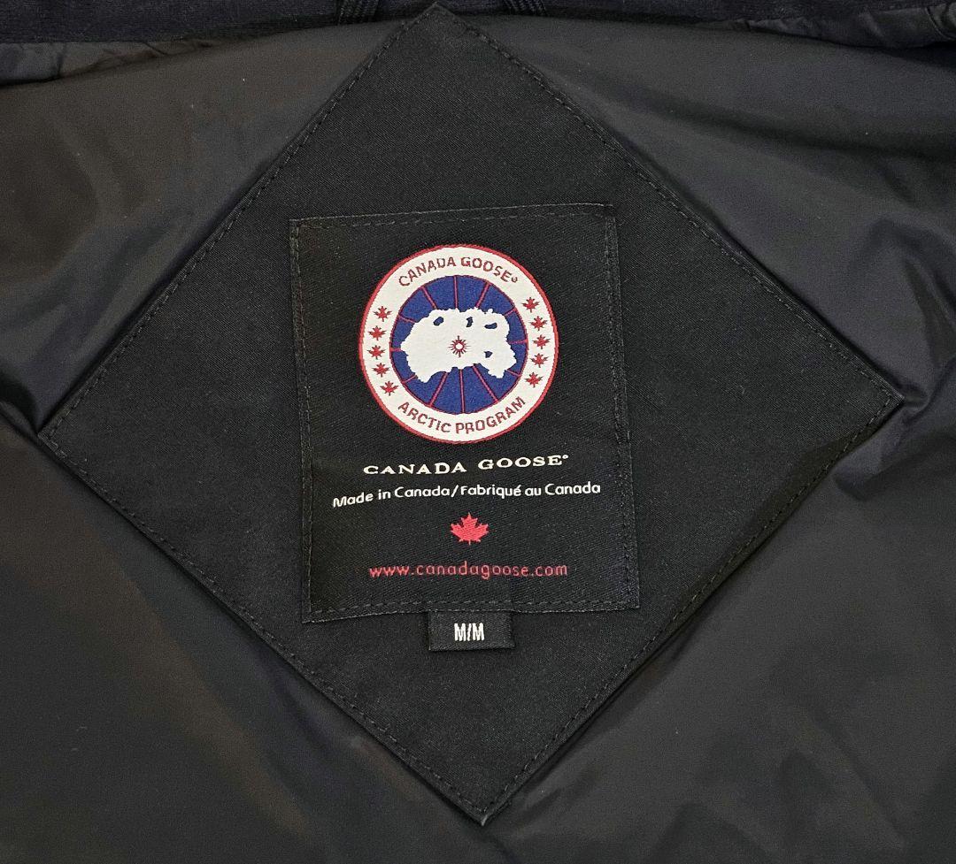 比較的美品　 　カナダグース　ダウンベスト　4151M