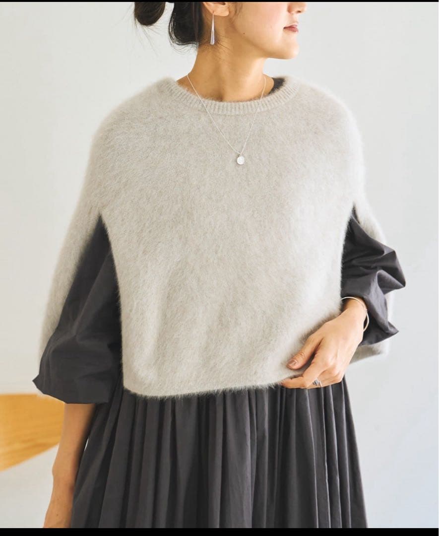 美品 ☆ファーニットポンチョ BEARDSLEY(ビアズリー