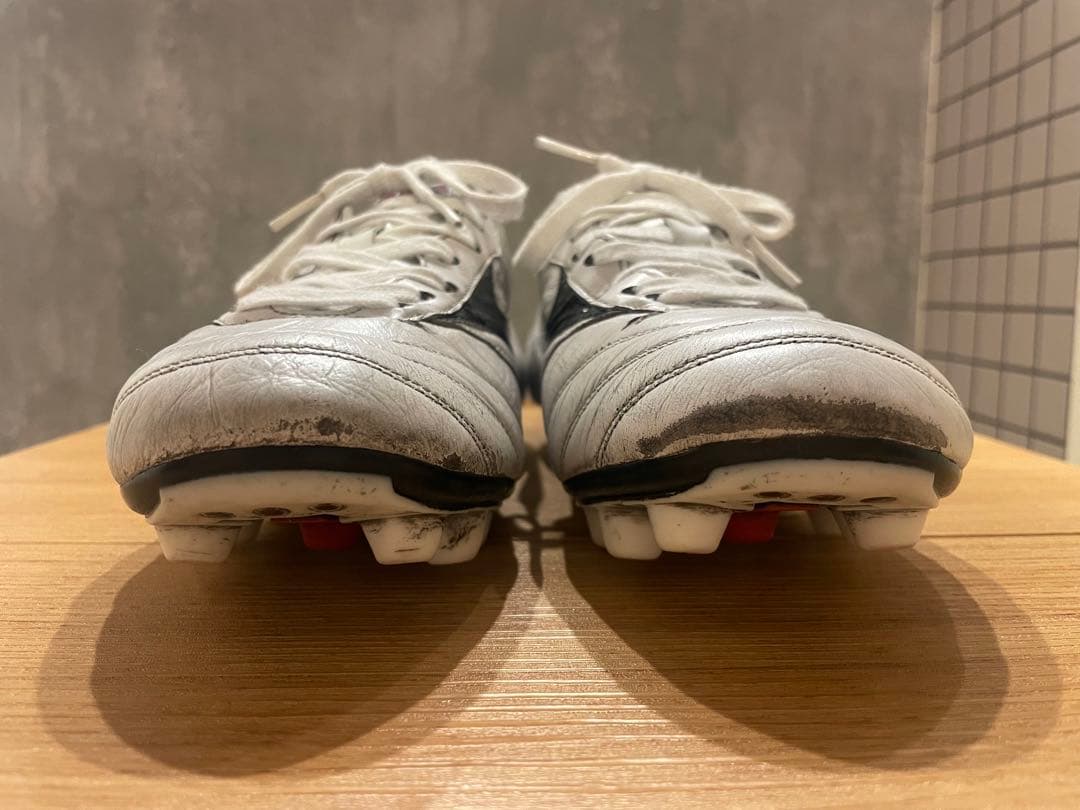 モレリア2 スパイク　25.5 ホワイト