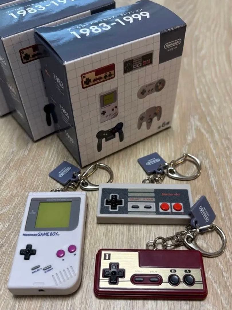 ニンテンドーミュージアム　ゲームハードキーホルダー　コレクション