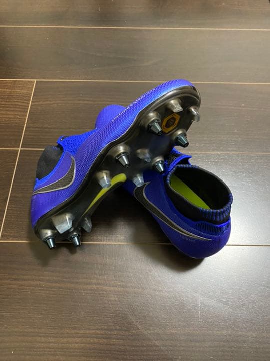 NIKEファントム取り替えスパイク完全新品27.0or27.5