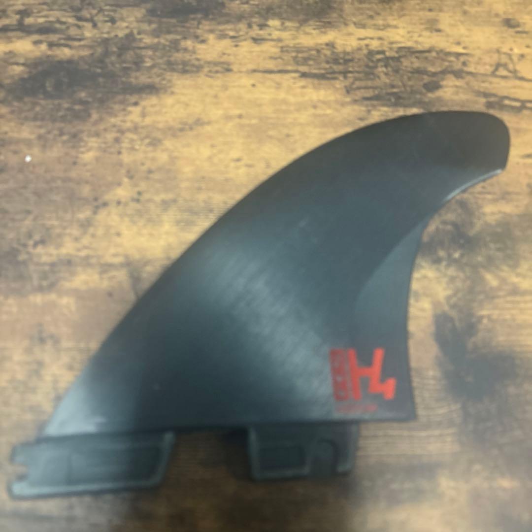 FCS2 H4 カーボントライフィン　Mサイズ