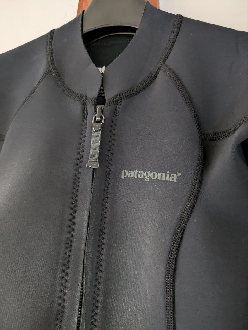 patagonia タッパー　ウェットスーツ サイズ2 ブラック