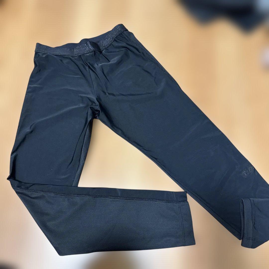 ダンスウィズドラゴン　日焼け防止　インナー　シャツとパンツセット　Mサイズ