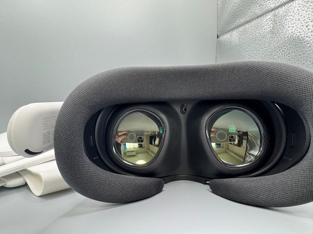 【美品】Quest3 512GB & バッテリー付ストラップ等