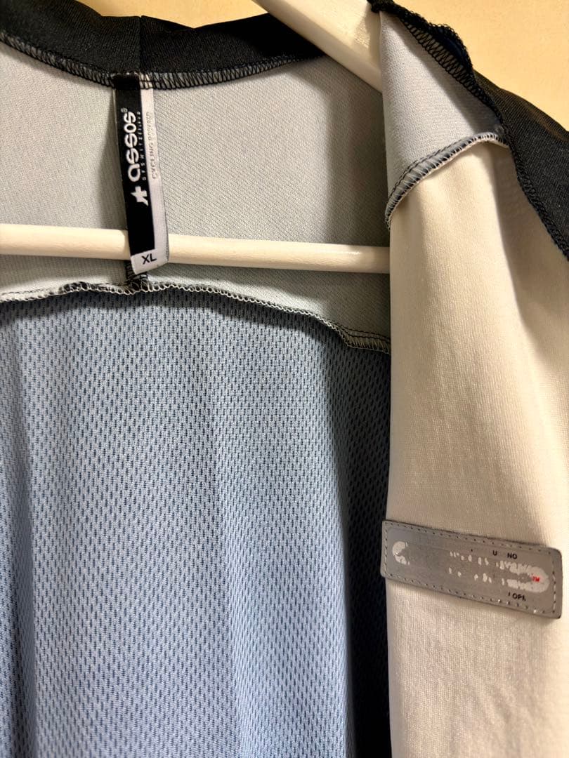 アソス Assos Intermediate EVOロングスリーブジャージ