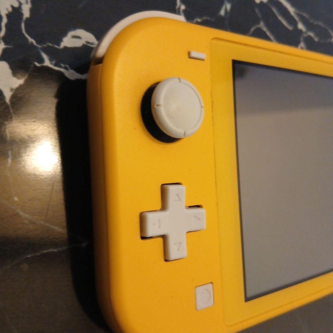 Nintendo Switch Lite イエロー