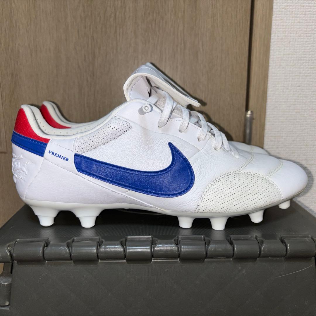 ナイキ プレミア III 3 FG サッカー クリート ブラック ホワイト