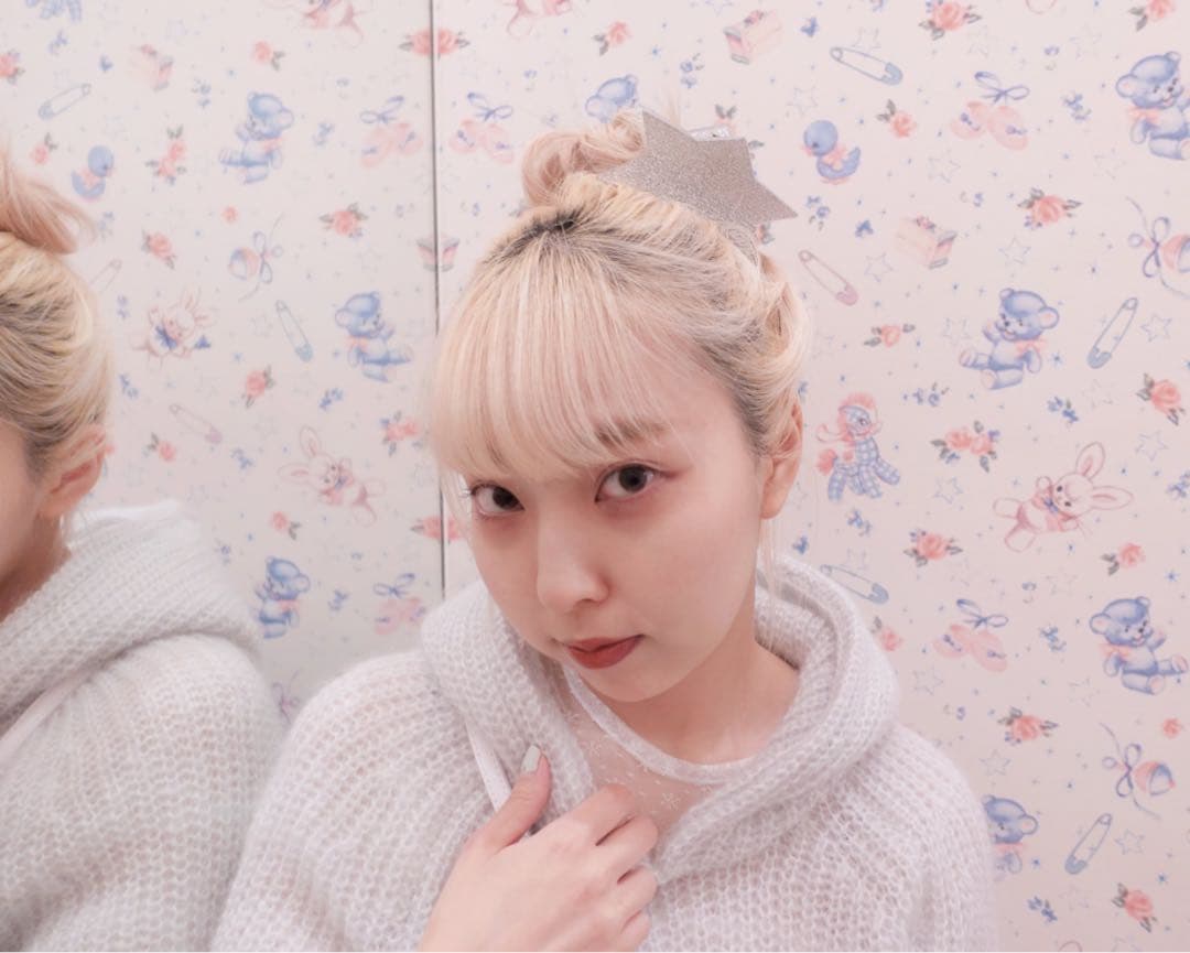 Katie GLITTER star クリップ　ゴールド・シルバー　2個セット